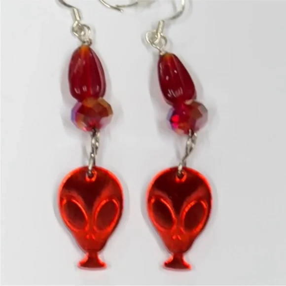 HANDCRAFTED Red ALIEN Face LASER Cut Acrylic Earrings With GLASS BEADS Earrings - Picture 4 of 9